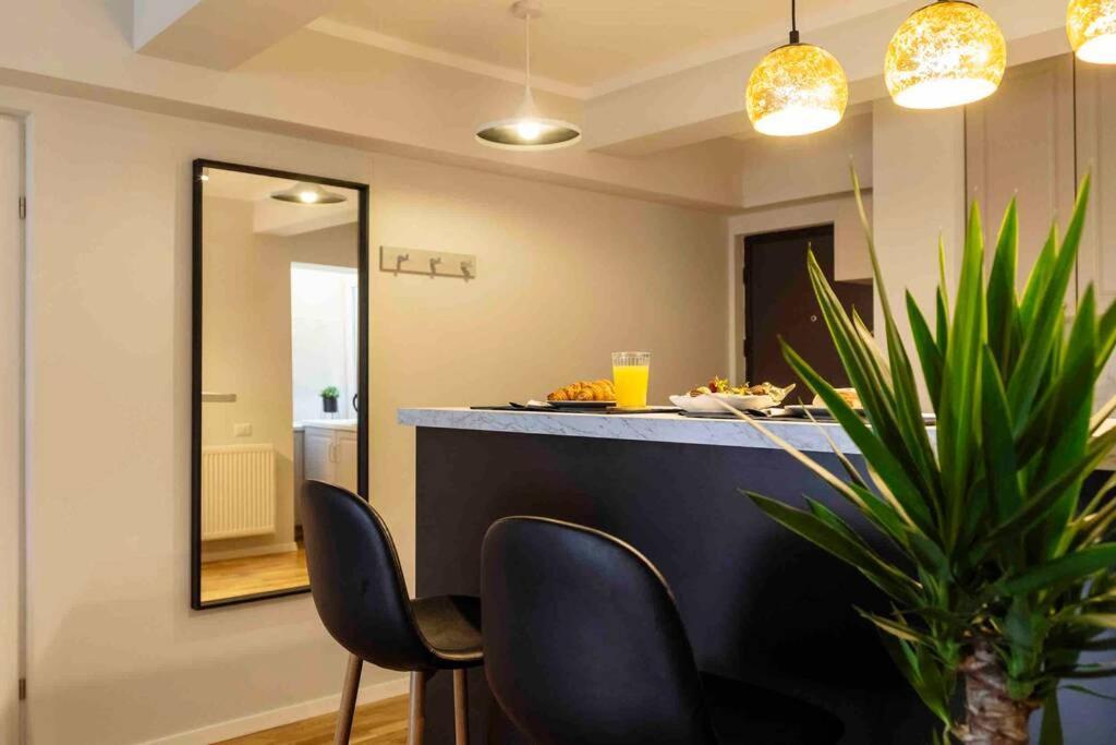 Stunning Views 2Br Intercontinental Flat Apartment Букурещ Екстериор снимка